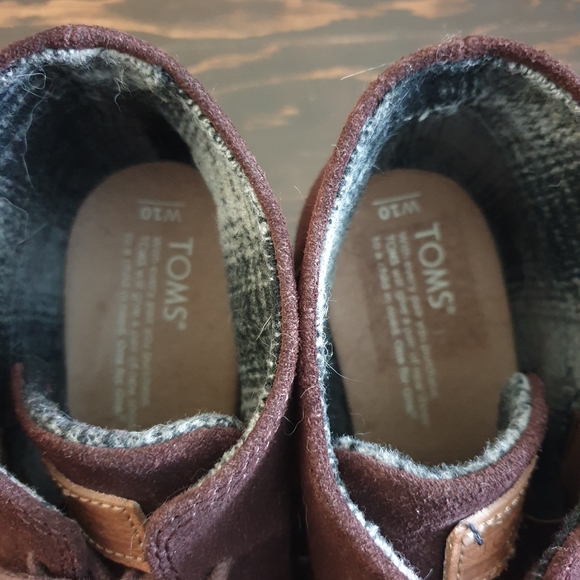 Toms Wedge Boots - Picture 4 of 6